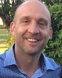 Dr. Kenneth Reimer